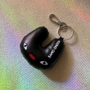 SAMO ONDOH Tokiyom keychain nappa black